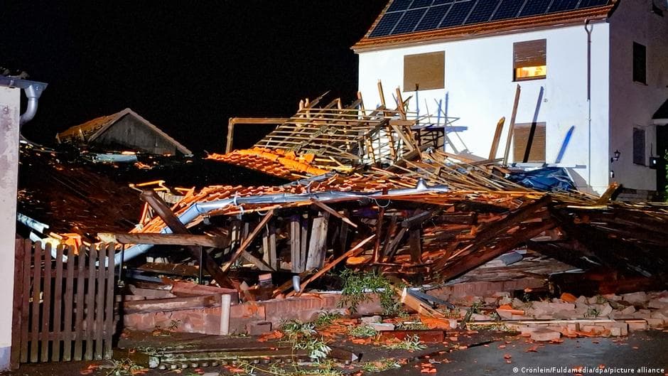 Severe storms in Germany cause property damage and result in one fatality