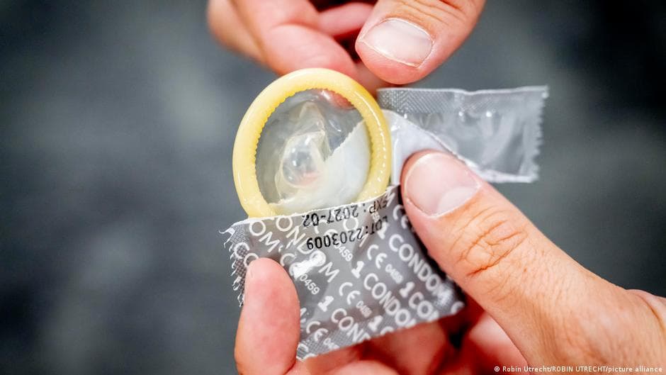 France recalls 260,000 condoms due to safety concerns
