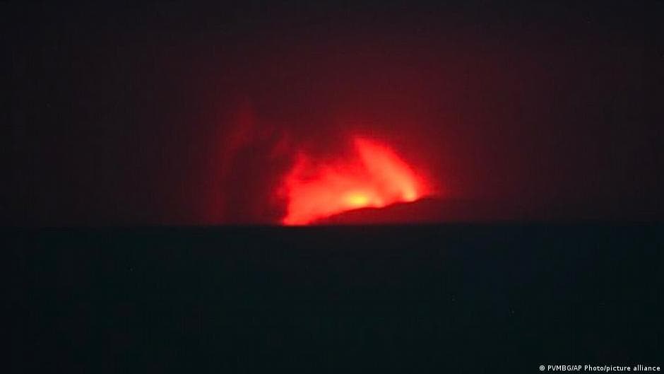 Anak Krakatau Volcano Erupts, Causing Flight Cancellations in Indonesia