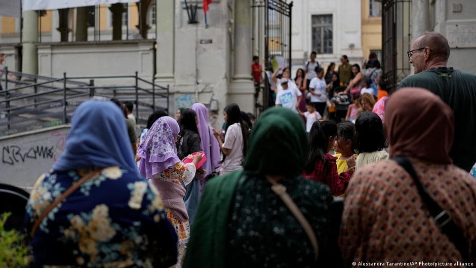 Italy Introduces Ban on Burqas in Schools and Limits for Non-Italian Speaking Students