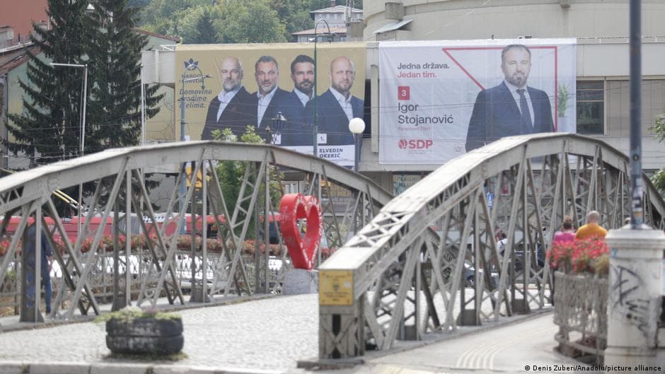 Bosnia Elections: Ethnic Politics Dominate Amid Economic Concerns and Emigration