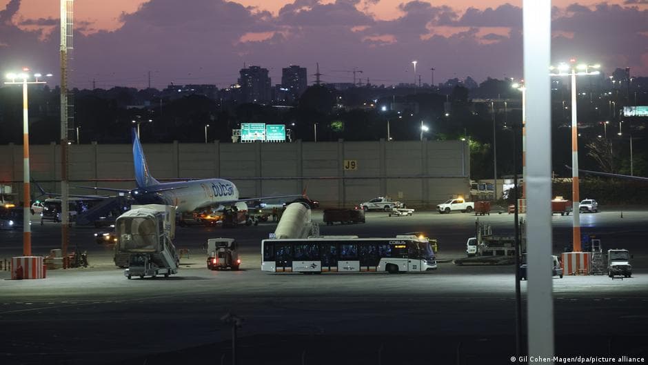 Flydubai Co-Pilot Barred from Flying in Oman Due to Security Concerns