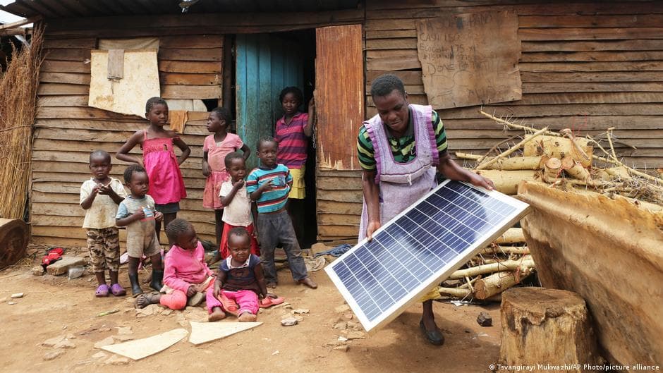 Climate Leaders Urge Global Adoption of Solar Power by 2030
