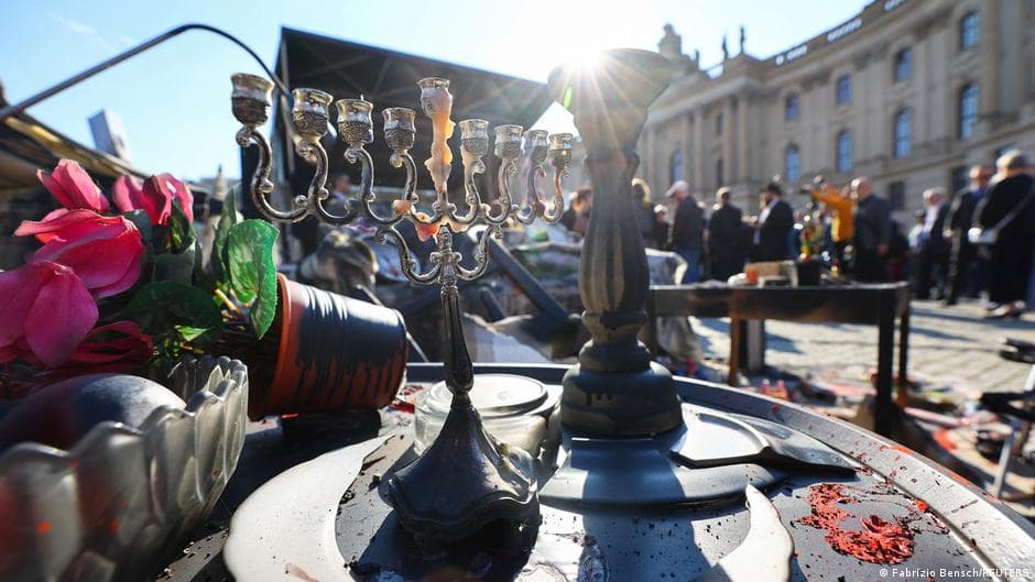 German Leaders Urge Rejection of Antisemitism on October 7 Anniversary
