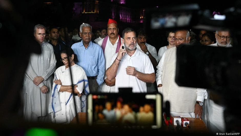 Opposition Parties, Led by Rahul Gandhi, March to Supreme Court Demanding Election Chief's Resignation
