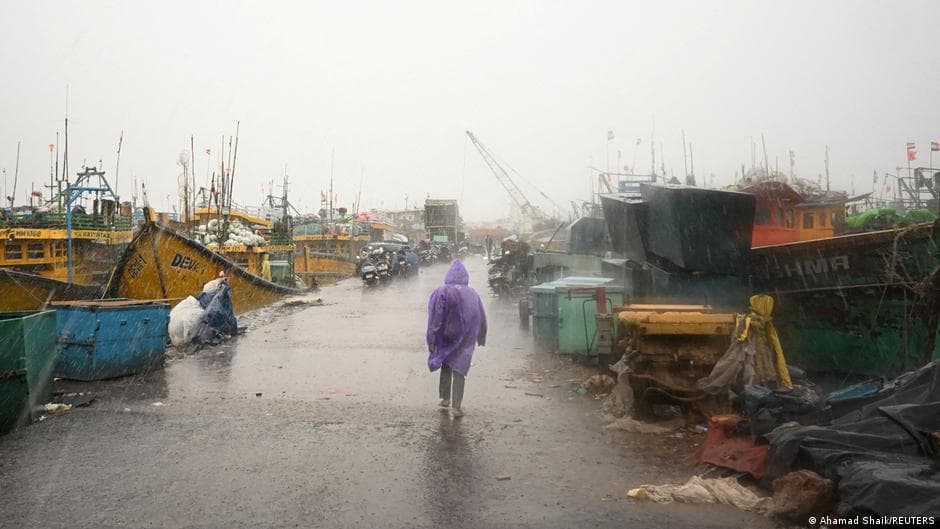 Cyclone Arnab Causes Heavy Rain and Disruptions Along India's East Coast