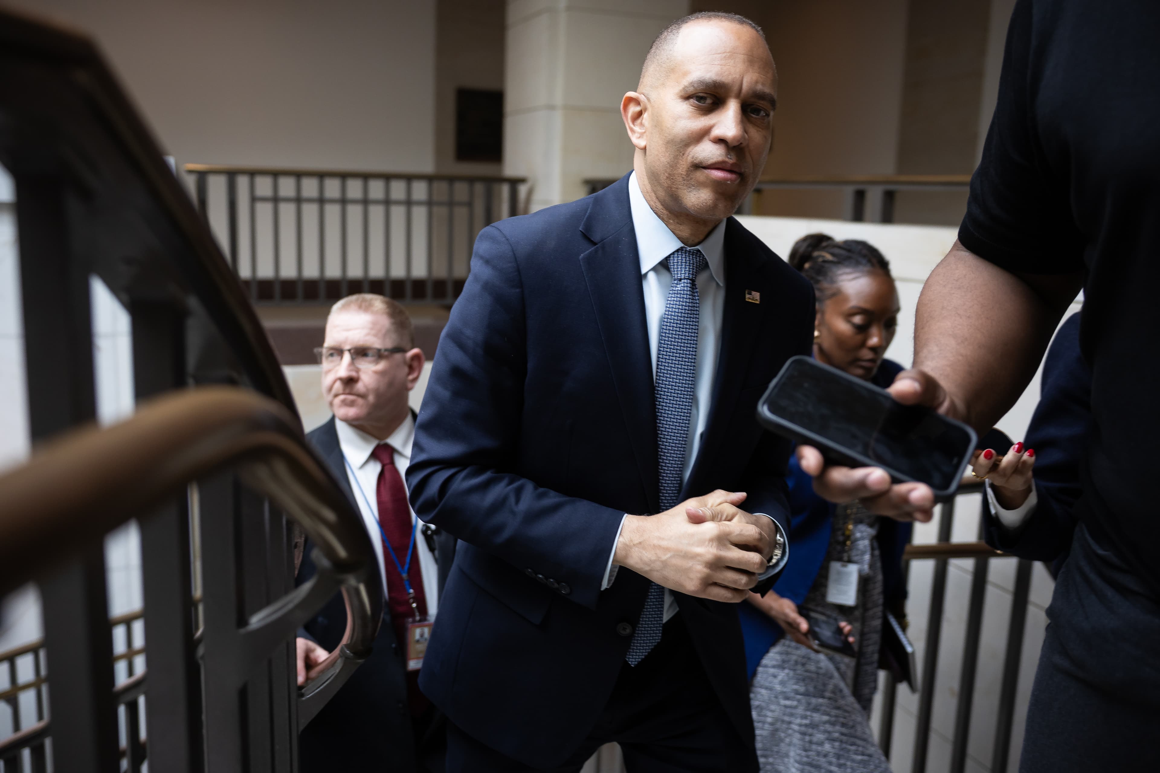 House Democrats Prepare for Redistricting Challenges Following Court Rulings