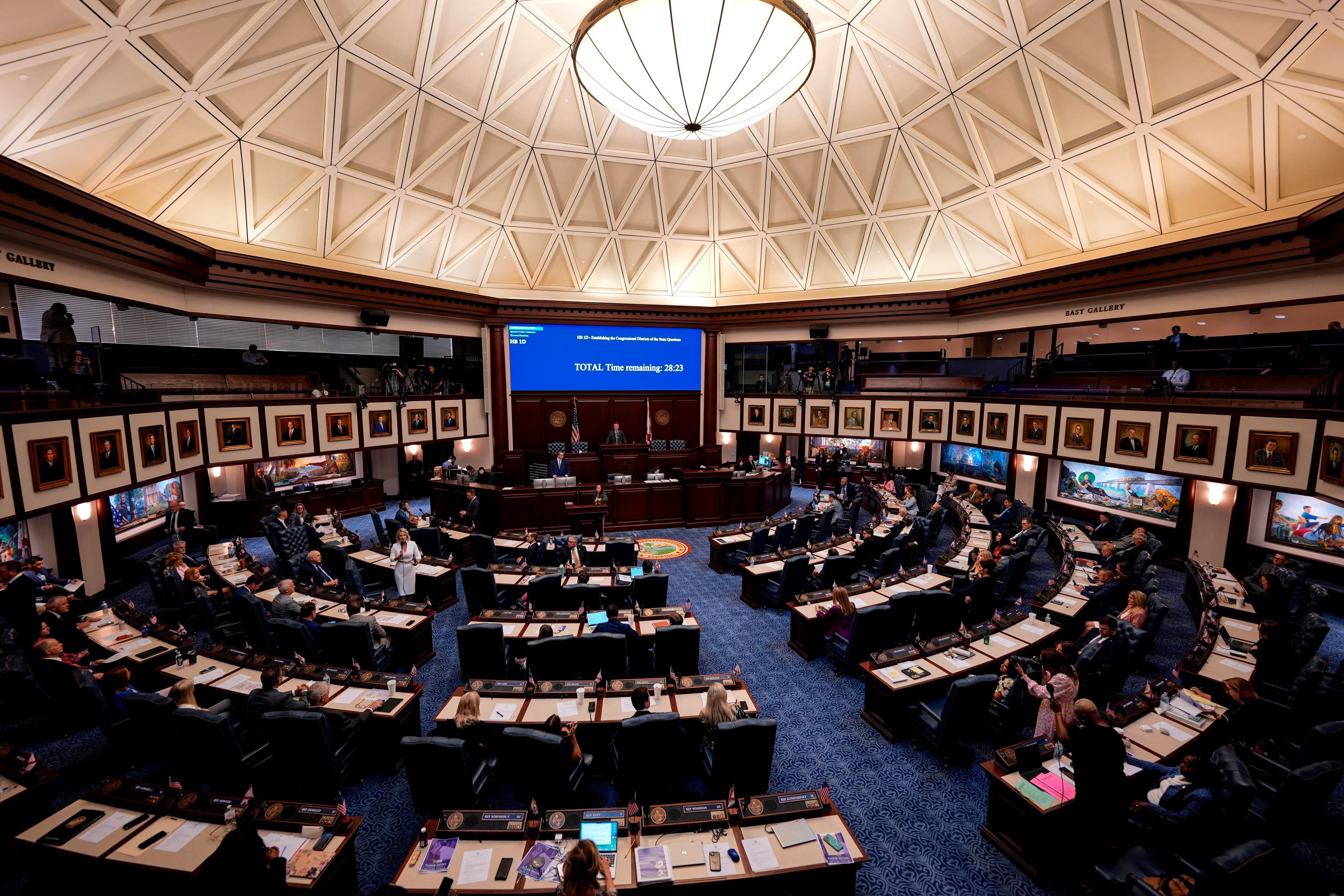 Florida Legislature passes DeSantis’ redrawn congressional map