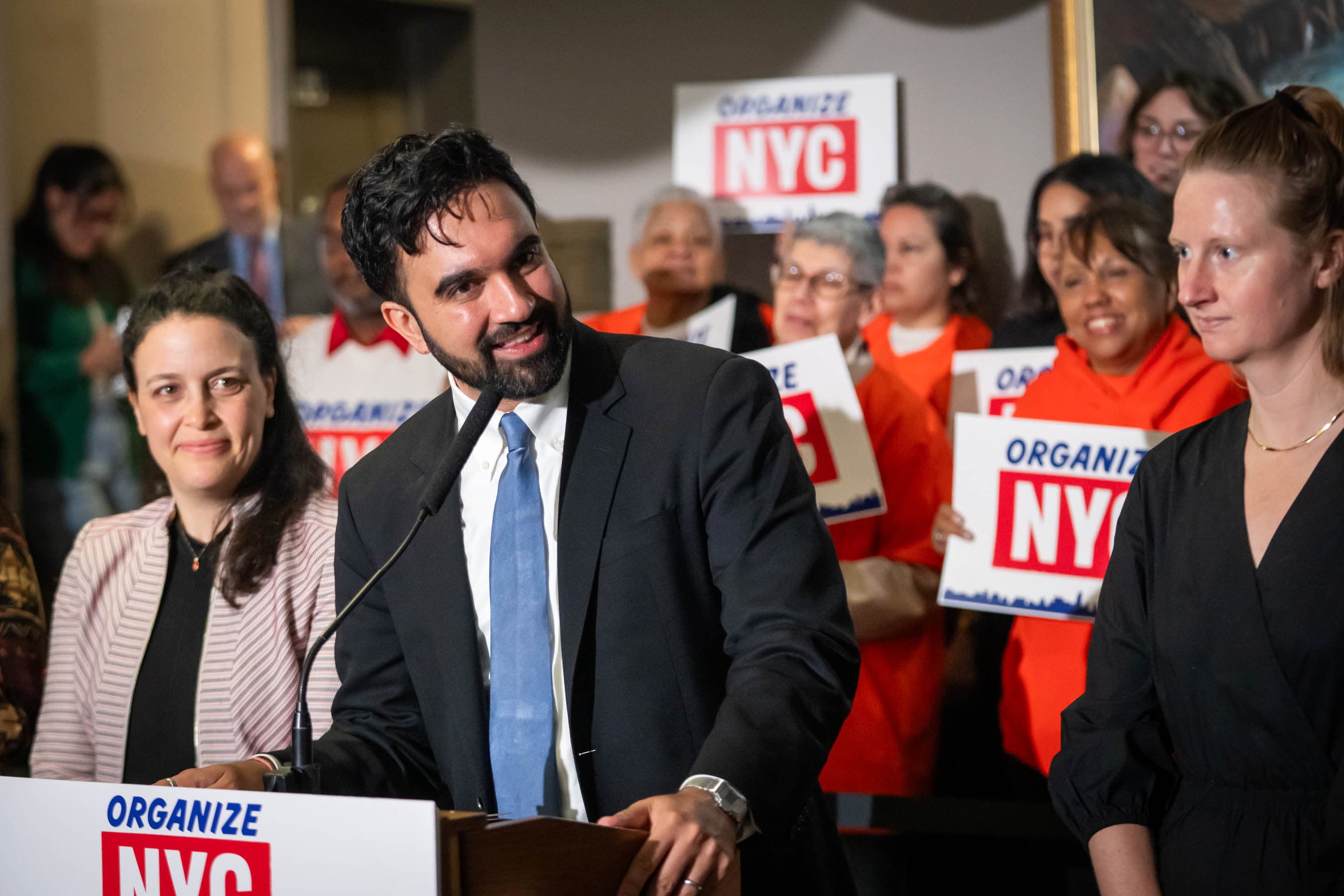 Mamdani Introduces DSA-Inspired Organizing at City Hall