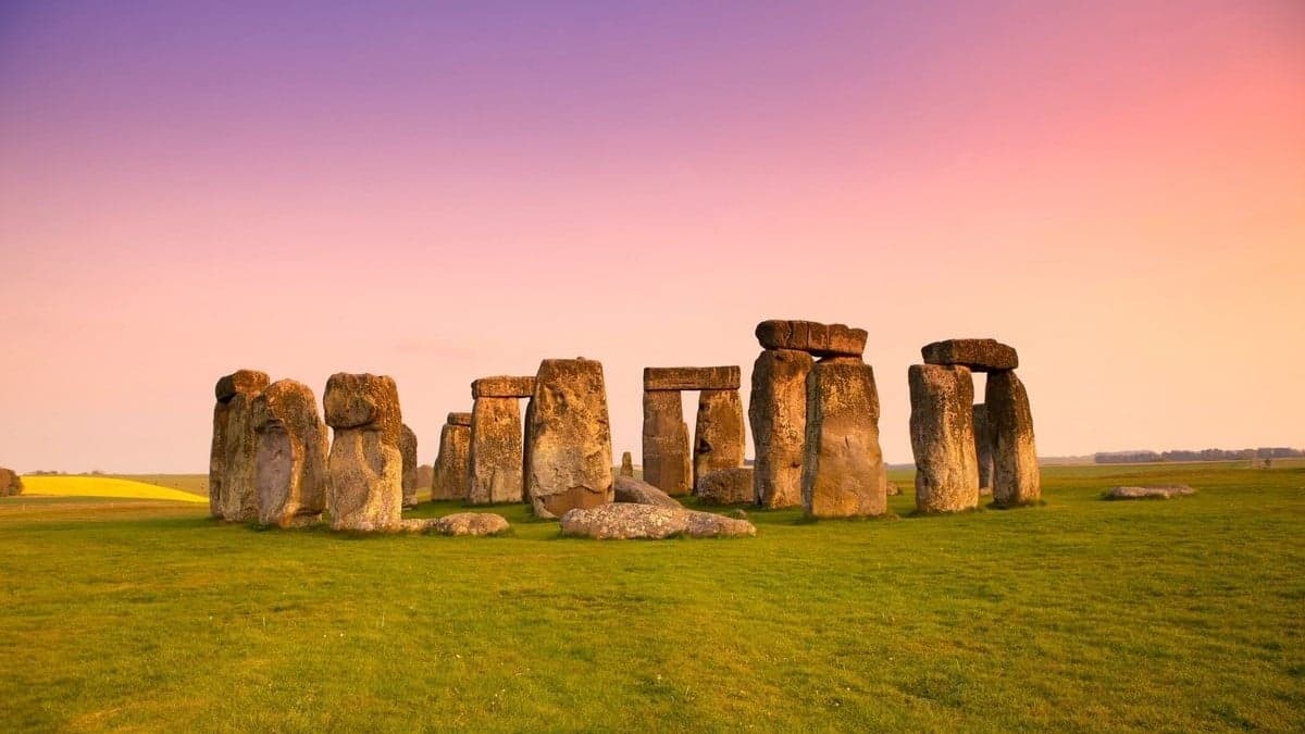 Stonehenge'in Sunak Taşı'nın Taşınma Yöntemi Araştırılıyor