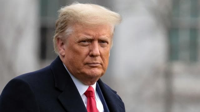 Trump, İran'a saldırıların devam edeceğini ve anlaşmanın mümkün olduğunu açıkladı