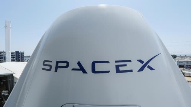 Musk'ın uzay şirketi SpaceX halka arz için başvurdu