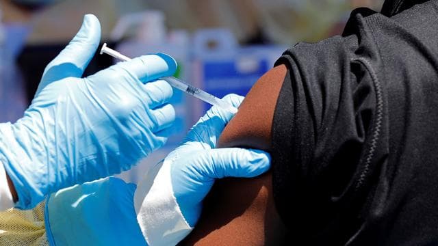 DSÖ: Ebola aşısı dokuz ayda hazır olabilir