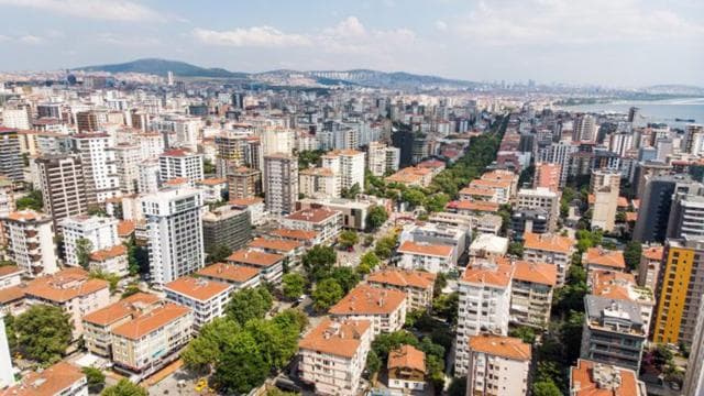 Üç ilde belediyelere usulsüz iskan operasyonu: 27 kişi gözaltında