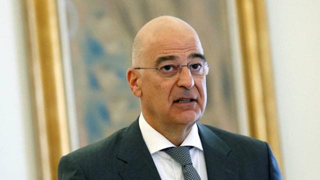 Yunan Bakan Dendias, Türk savunma sanayisini övdü