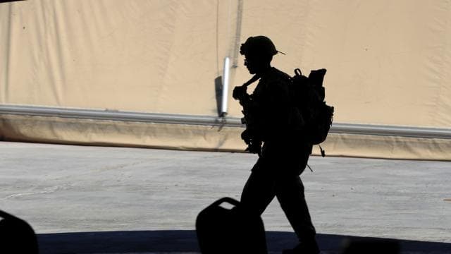 İngiltere, ABDnin İranın füze üslerine yönelik saldırılarında İngiliz üslerini kullanmasına izin verdi