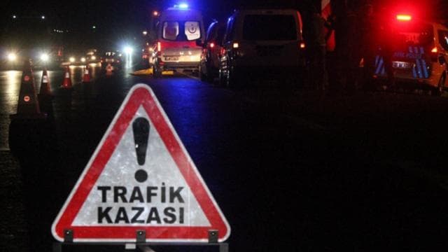 Eskişehirde zincirleme trafik kazası: 8 yaralı