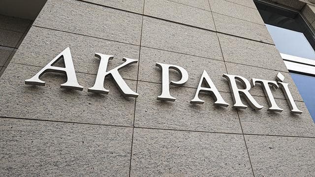 Afyonkarahisar ve Dinar belediye başkanları AK Parti'ye katıldı