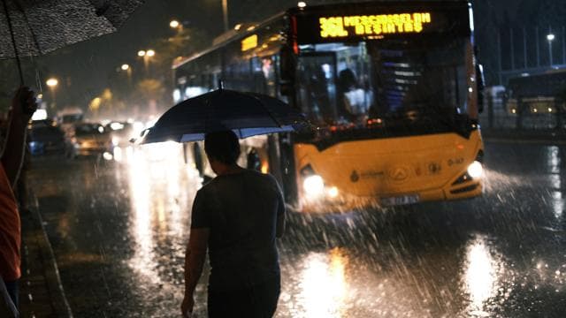 İstanbul Valiliği'nden su baskınları için uyarı