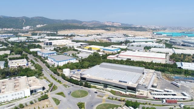 Serbest bölgelerin ticaretinin yarısı ihracattan geliyor