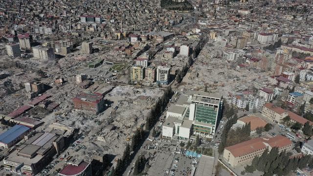 Penta Park Sitesi davasında 115 ölüye neden olan müteahhit ve proje müellidine hapis cezası verildi