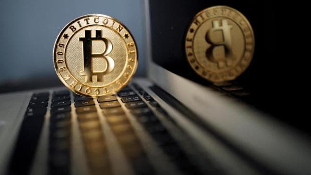 Bitcoin son 8 ayda 1 trilyon dolardan fazla değer kaybetti