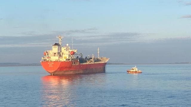 Çanakkale Boğazı'ndaki gemi trafiği yeniden açıldı