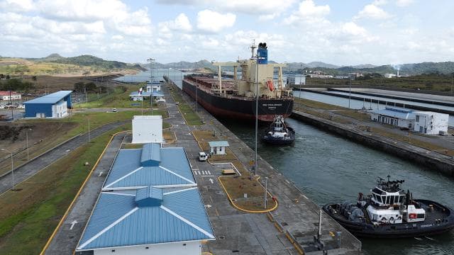El Nino Panama Kanalı'ndaki gemi geçişlerini etkiliyor