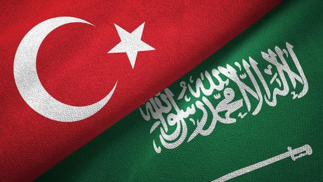 Türkiye ve Suudi Arabistan vize muafiyeti anlaşmasını yürürlüğe soktu