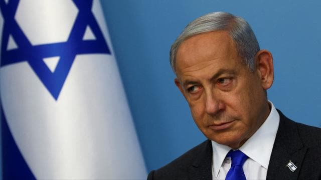 Netanyahu, Lübnan'a saldırıların süreceğini açıkladı