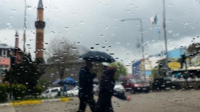 Yurtta serin ve yağışlı hava devam edecek