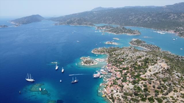 Antalya'ya gelen turist sayısı 10 milyonu geçti