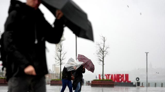 Marmara ve Kuzey Ege'de fırtına uyarısı yapıldı