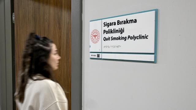 143 bin kişi sigarayı bırakmak için destek aldı