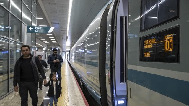 Yüksek hızlı trenle 114 milyon yolcu taşındı