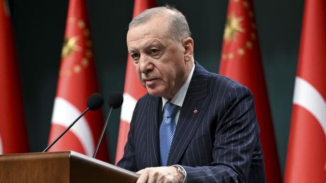Cumhurbaşkanı Erdoğan'dan Miraç Kandili mesajı