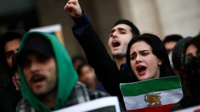 İran'da olayların bazı failleri kamuya açık yargılanacak