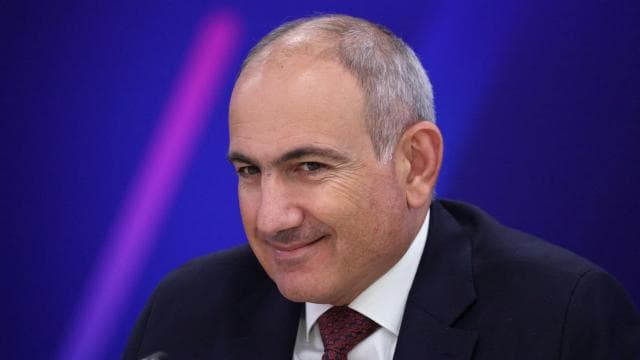 Paşinyan, Ermenistan'daki parlamento seçimlerini kazandıklarını duyurdu
