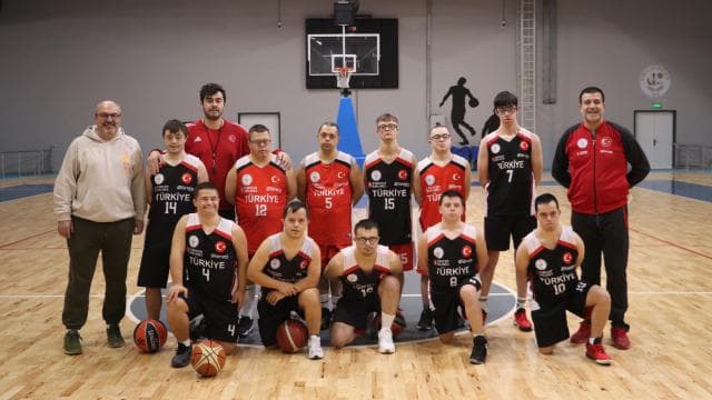 Sahada sadece basketbol değil farkındalık var