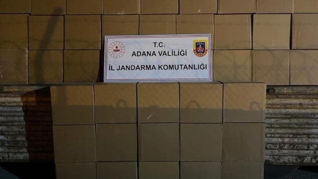 Adana'da kamyondan 4,1 milyon kaçak makaron çıktı