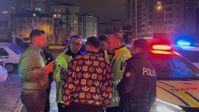 Kayseri'de polisten kaçan iki alkollü sürücüye 920 bin lira ceza kesildi