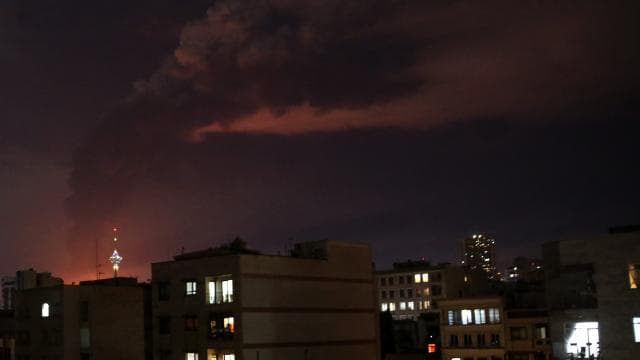 İran'ın çeşitli bölgelerinde patlamalar yaşandı