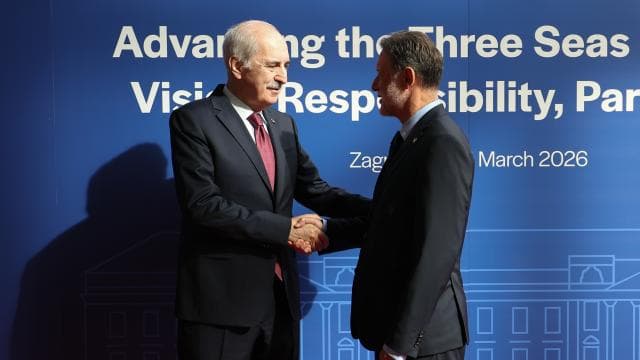 Üç Deniz Girişimi Parlamenter Zirvesi Zagreb'de başladı