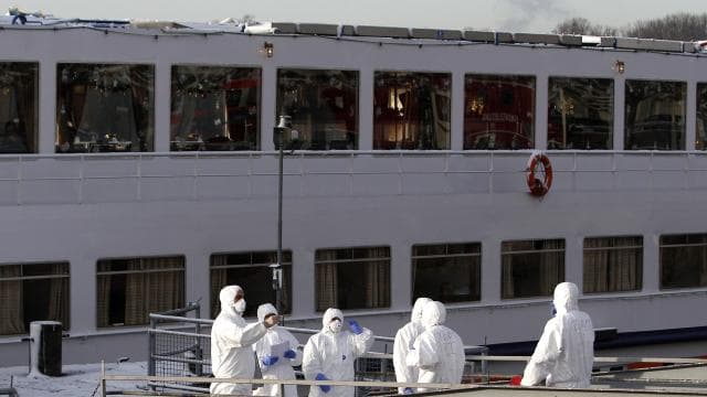 Fransa'daki norovirüs vakalarının bulunduğu gemideki yolcular tahliye edildi