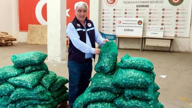 Kapıkule'de 760 kilogram kum midyesi yakalandı