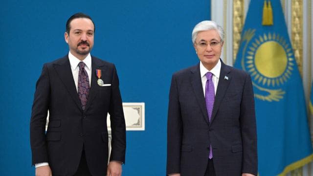 Kürşad Zorlu'ya Kazakistan'dan 'Dostluk' nişanı verildi