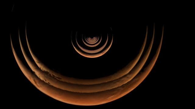 NASA, Mars'ın nadir fotoğraflarını paylaştı