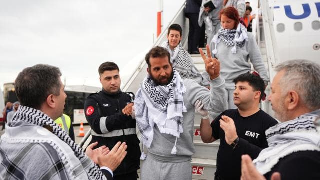 Küresel Sumud Filosu aktivistleri İstanbul'a ulaştı