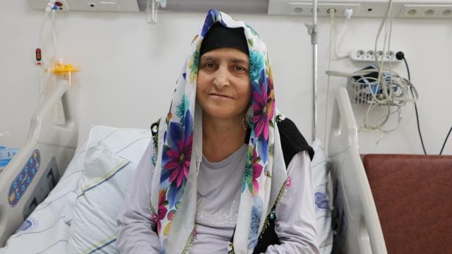 10 yıl süren diyaliz tedavisi böbrek nakli ile sona erdi