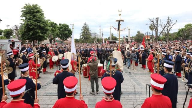 İstanbul'da fetih ruhu mehteran konserleriyle canlandırılıyor